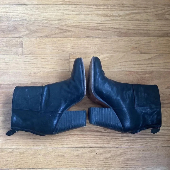 RAG & Bone sz 7 black boots back zip 4” heel great pre owned condition - Picture 8 of 8